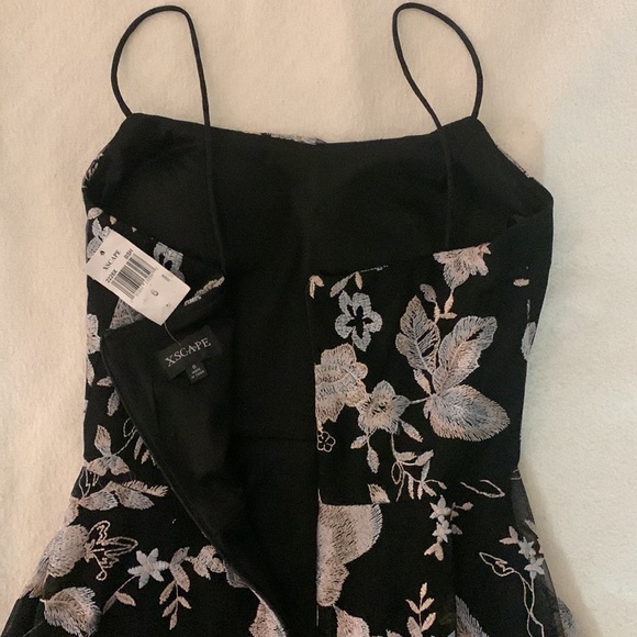 Black dress, shimmery light pink and white embroidery - high-low skirt - Size 6 - Picture 4 of 5